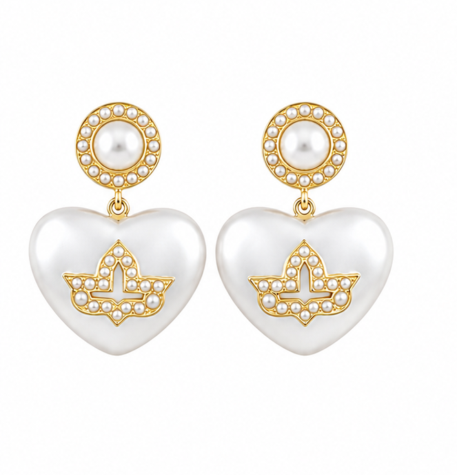 The Pearl Heart Earrings